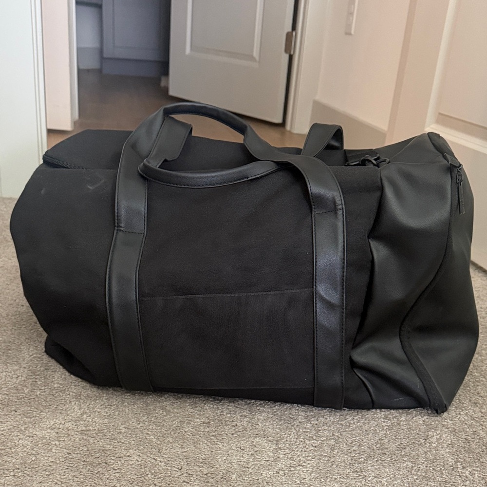 BEIS Black Travel Bag